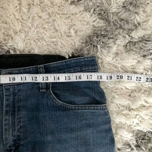 Wrangler Denim Jeans pants 34 X 30 paint stains Bootcut - Picture 5 of 7